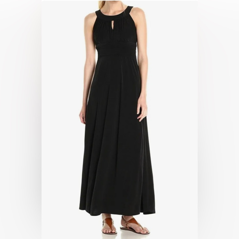 Black Maxi Dress - Keyhole Neckline. Size 8